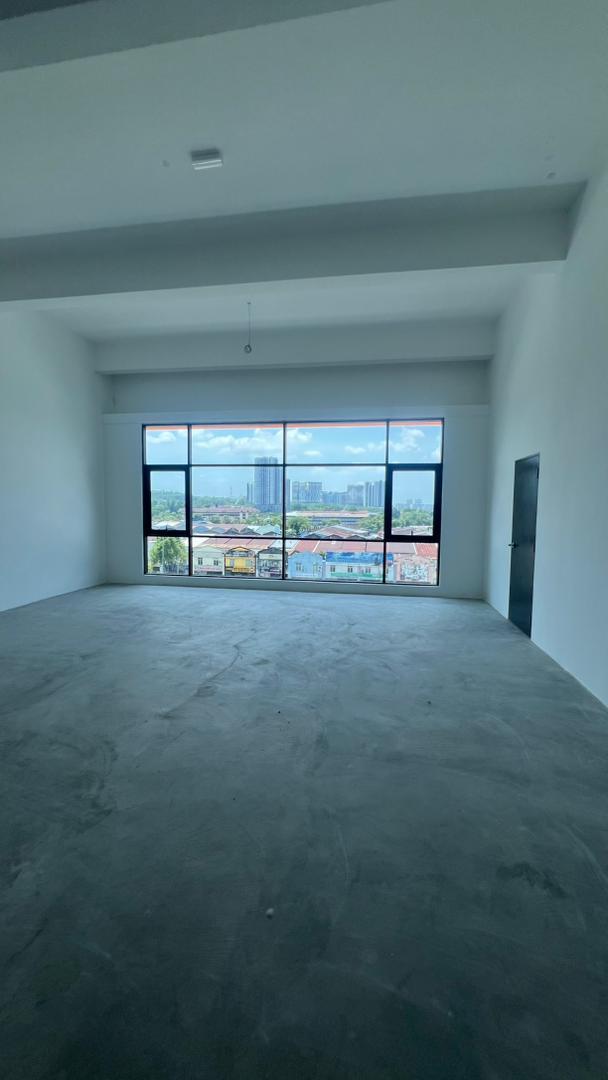 Wisma YHE intermediate lot interior